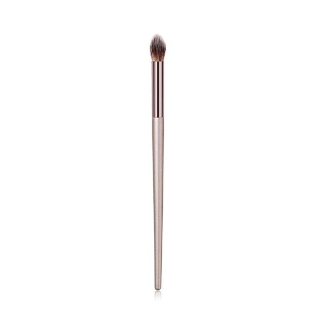 1 Piece Champagne Gold Precision Liquid Foundation Brush