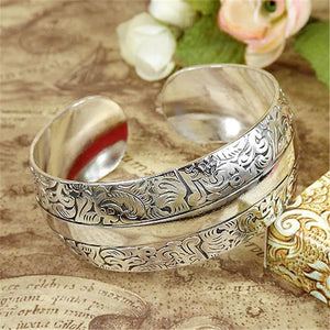 Vintage Retro Silver Bangles Women Classic Handmade Tibetan Silver Carved Plum Cuff Bracelet