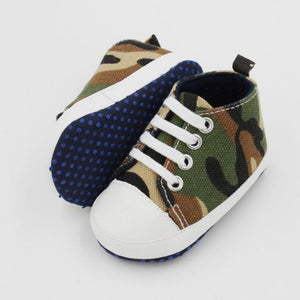 New Canvas Classic Sports Sneakers Newborn Baby Boys Girls First Walkers Shoes