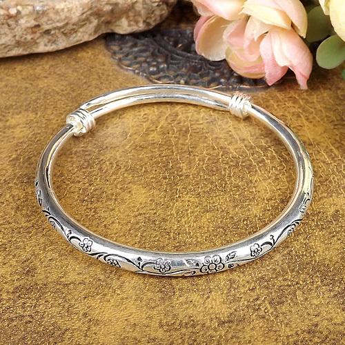 Vintage Retro Silver Bangles Women Classic Handmade Tibetan Silver Carved Plum Cuff Bracelet