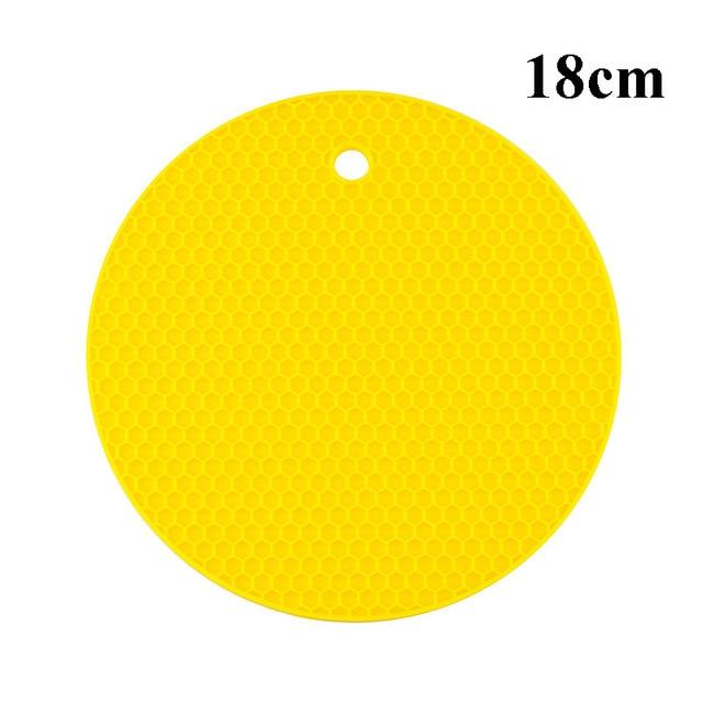 Kitchen Tools Gadgets 18/14cm Silicone Mat Heat Resistant Cup Mat Coasters Round Non-slip Table Placemat Kitchen Accessories M.